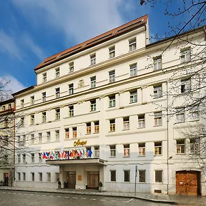 https://ametyst.praguehotelsweb.com
