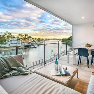 https://jacaranda-noosa.queenslandhotels.net