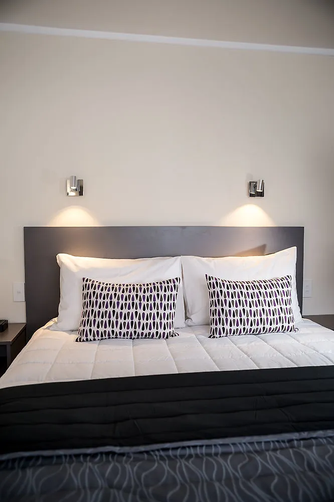 West Plaza Hotel Wellington