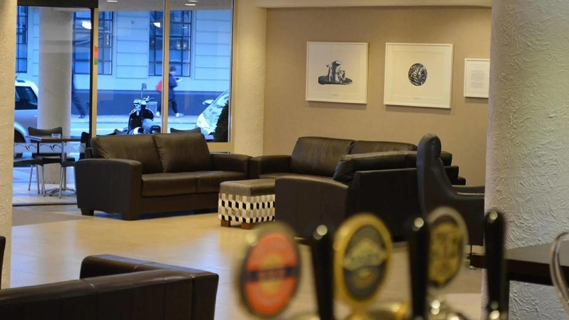 ****  West Plaza Hotel Wellington New Zealand