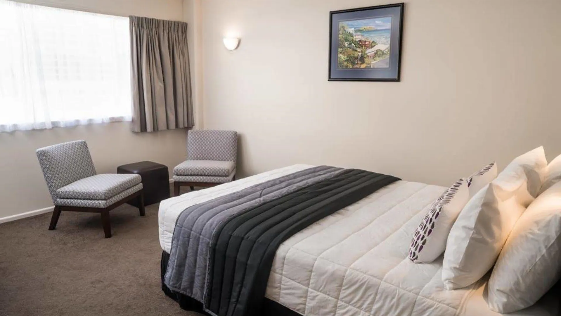 West Plaza Hotel Wellington